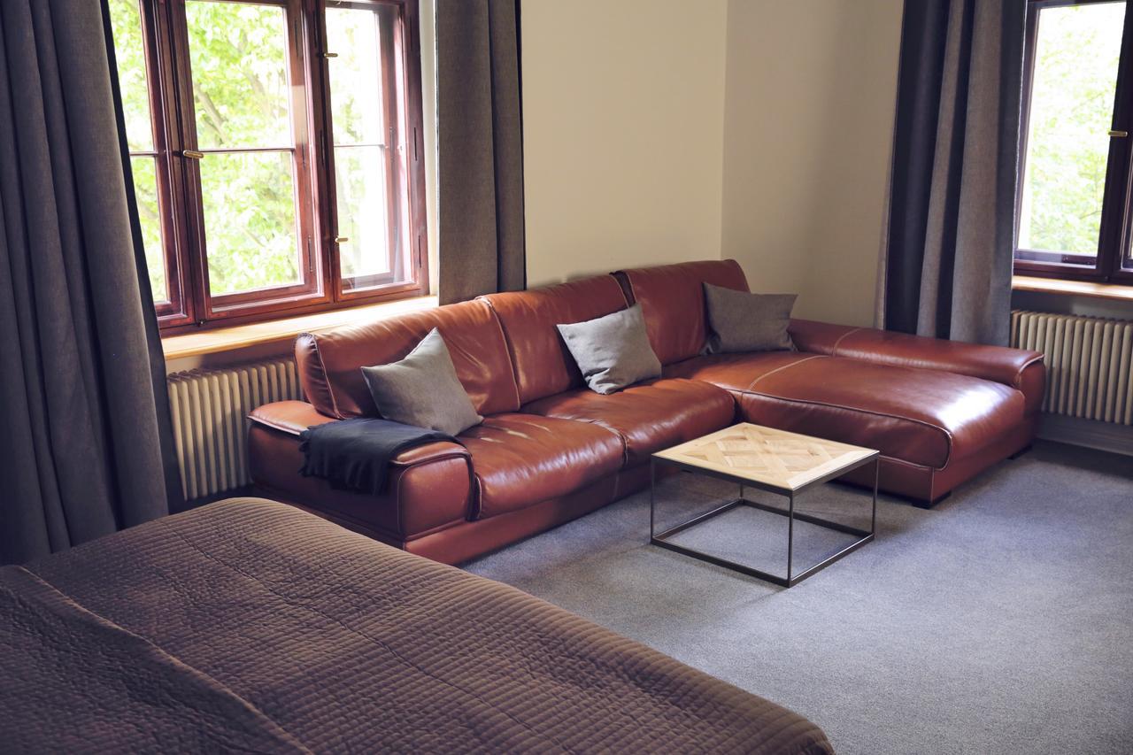 Romantik Hotel Schloss Reichenow Экстерьер фото